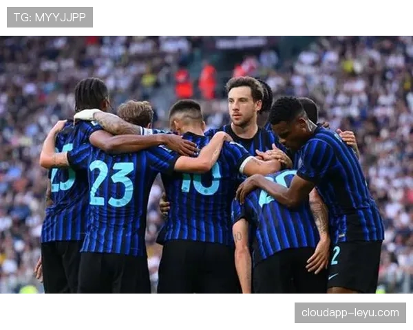 米兰球员状态回暖,团队默契提升助力球队竞争力增强 米兰球员状态回暖,团队默契提升助力球队竞争力增强