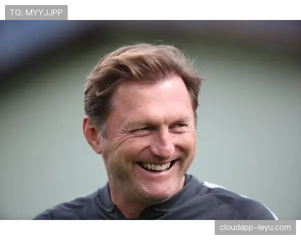 拉尔夫·哈森许特尔引领重建，英超球队重燃希望