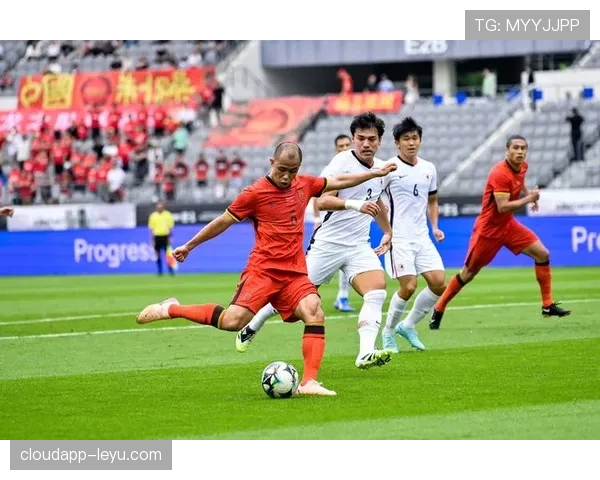 韩国队东亚杯斩获亚军,团队精神与竞技实力获赞 韩国队东亚杯斩获亚军,团队精神与竞技实力获赞