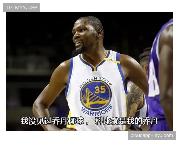 乔丹·汤普森，上场像邻家大哥，下飞机却有种刚刷爆信用卡的既视感